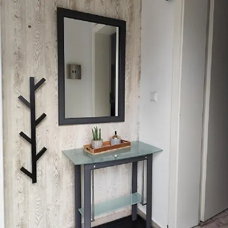 Apartman Charmantes Haus-im-haus Mit Eigenem Hauseingang *