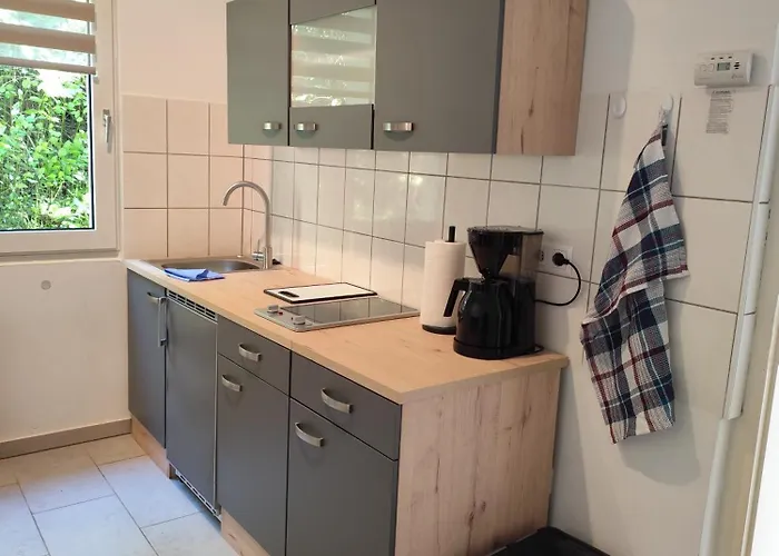 شقة Charmantes Haus-im-haus Mit Eigenem Hauseingang