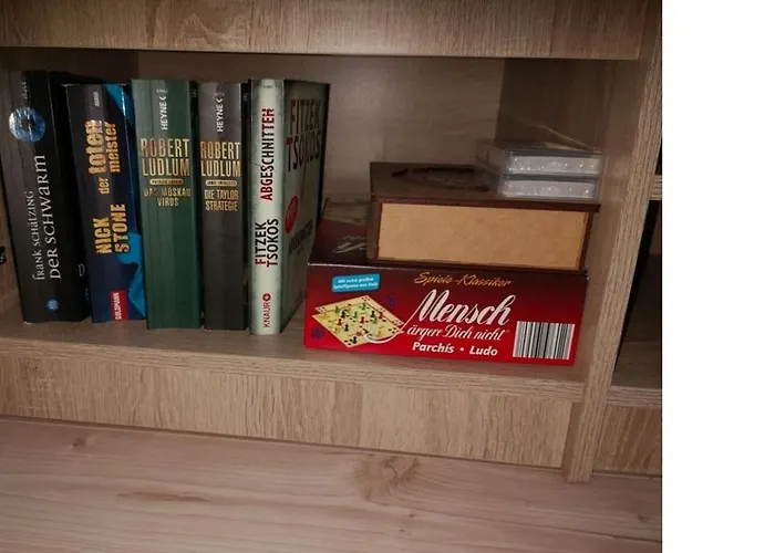 Charmantes Haus-im-haus Mit Eigenem Hauseingang شقة