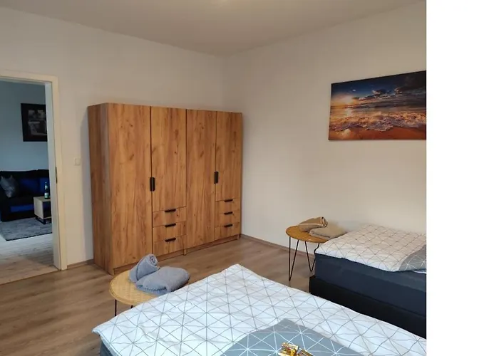 Charmantes Haus-im-haus Mit Eigenem Hauseingang شقة هاغين